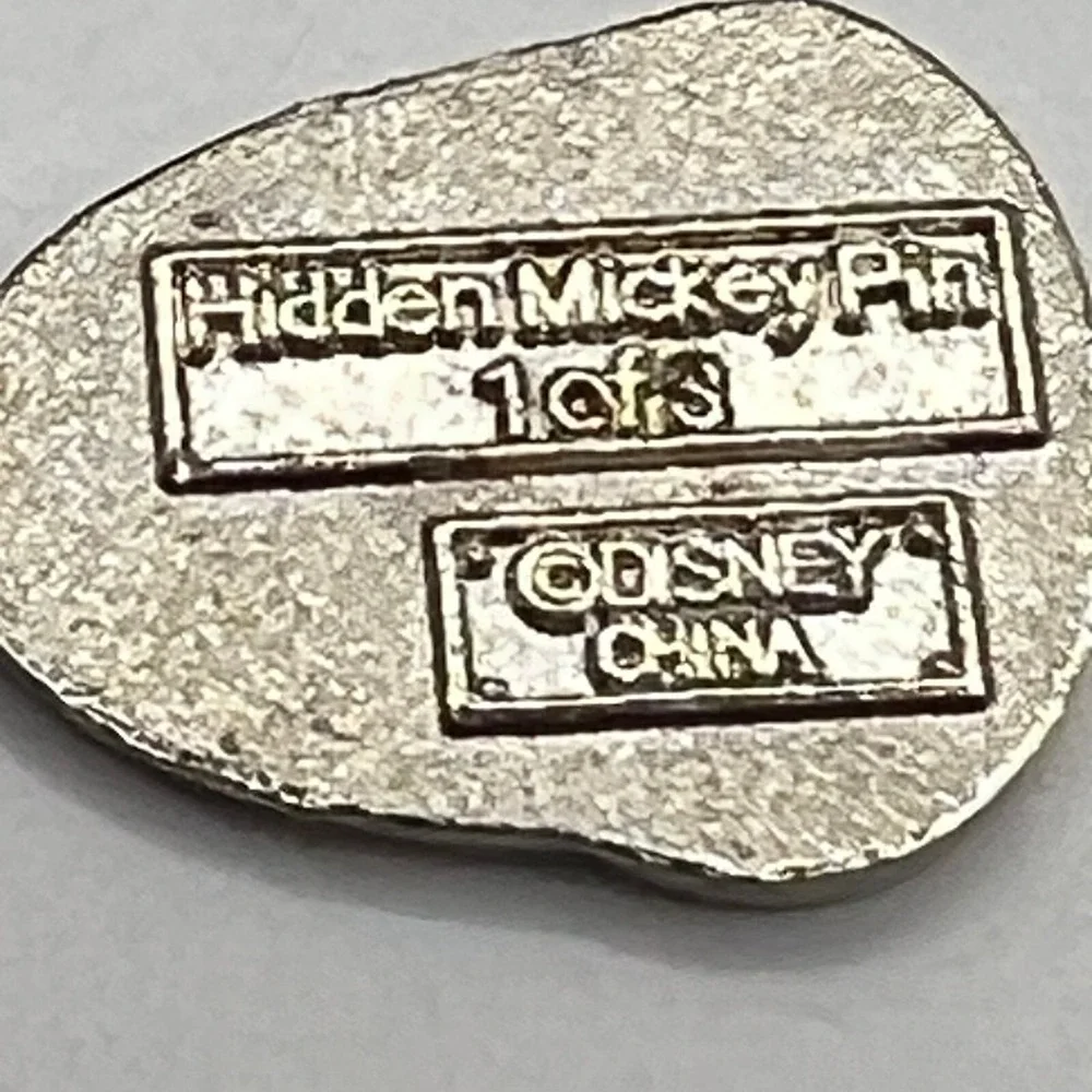 Disney‎ Hidden Mickey Pin Peter Pan Pirates Hook Collector Trading